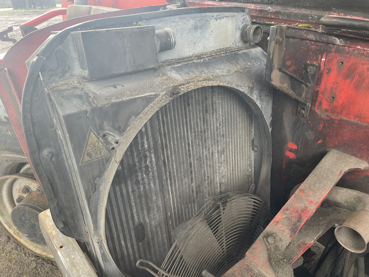 Manitou MHT 860 - chłodnica wentylator wisko - Промислове обладнання: фото 2 Manitou MHT 860 - chłodnica wentylator wisko - Промислове обладнання: фото 2