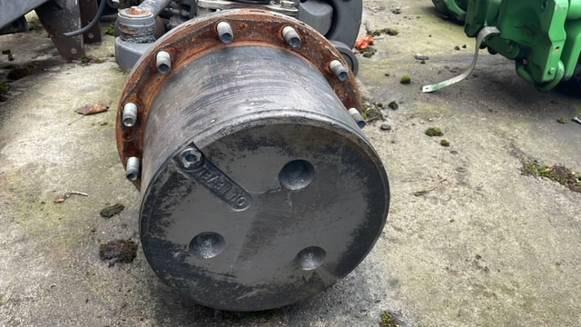 Valtra S322 most napędowy przedni części - Передня вісь в категорії Сільськогосподарська техніка: фото 3 Valtra S322 most napędowy przedni części - Передня вісь в категорії Сільськогосподарська техніка: фото 3