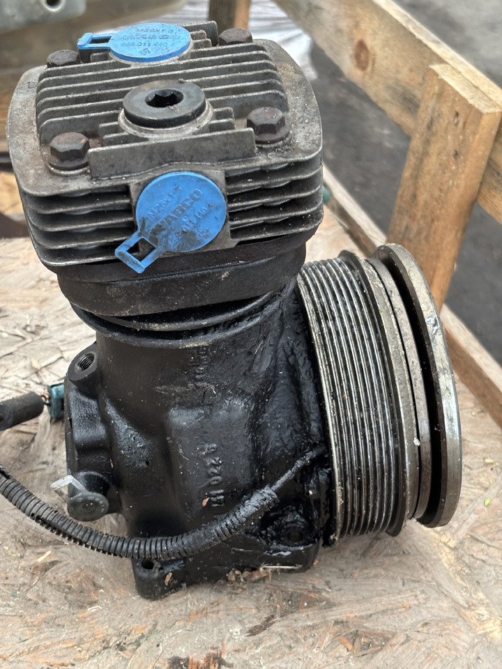 WABCO Kompresor Sprężonego Powietrza 4111411020 - Пневмокомпресор в категорії Сільськогосподарська техніка: фото 4 WABCO Kompresor Sprężonego Powietrza 4111411020 - Пневмокомпресор в категорії Сільськогосподарська техніка: фото 4