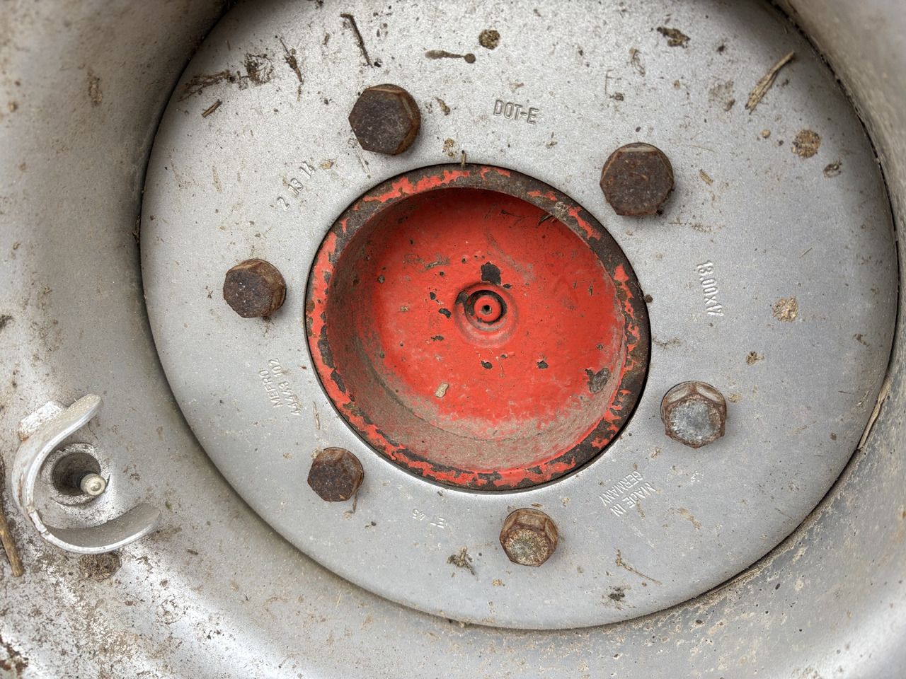 Weidemann 2006 2000rok Felga Opona Koło Przednia Tylna Przód Tył 13.00x17 CZĘŚCI - Колісний диск в категорії Сільськогосподарська техніка: фото 4 Weidemann 2006 2000rok Felga Opona Koło Przednia Tylna Przód Tył 13.00x17 CZĘŚCI - Колісний диск в категорії Сільськогосподарська техніка: фото 4