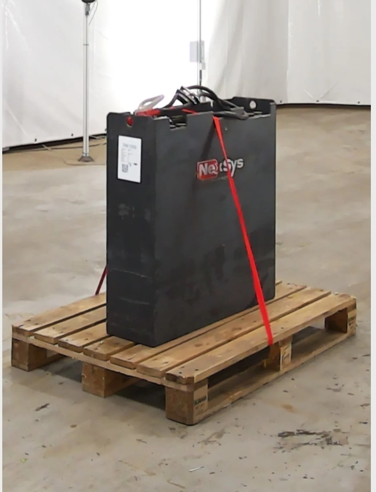 Battery 24V 24V 420Ah - Аккумулятор в категорії Вантажно-розвантажувальна техніка: фото 3 Battery 24V 24V 420Ah - Аккумулятор в категорії Вантажно-розвантажувальна техніка: фото 3