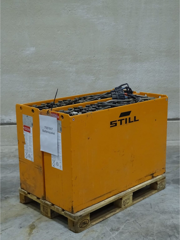 Battery Package 2 pieces - Аккумулятор в категорії Вантажно-розвантажувальна техніка: фото 1 Battery Package 2 pieces - Аккумулятор в категорії Вантажно-розвантажувальна техніка: фото 1