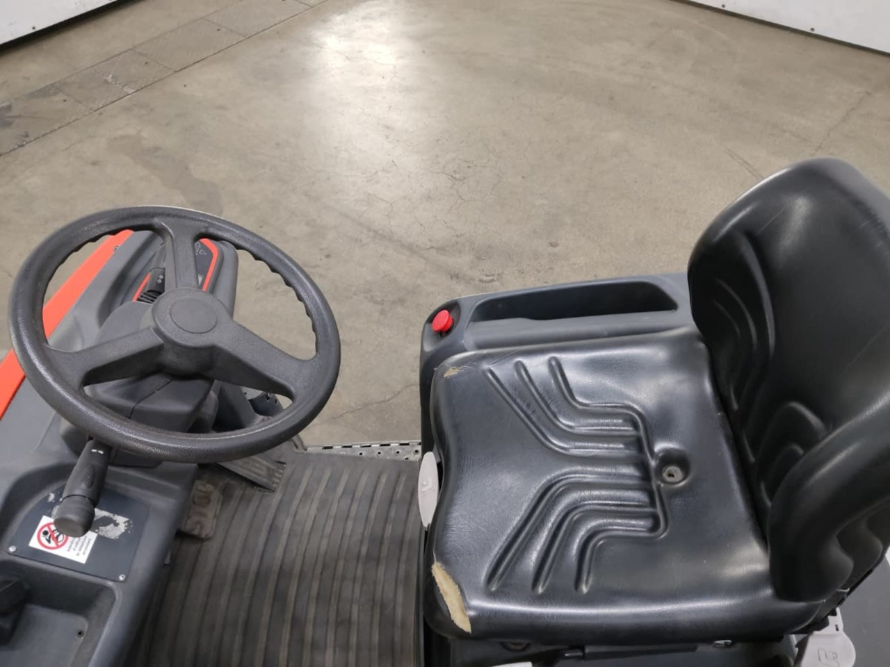 Linde P60 - Складські тягач: фото 3 Linde P60 - Складські тягач: фото 3