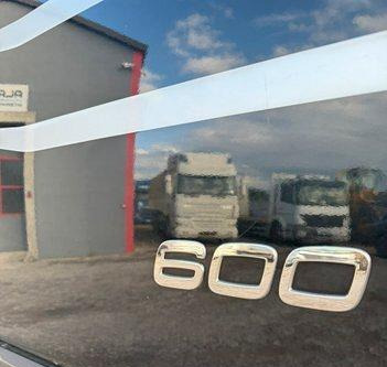 Volvo FH16-600. Euro 5 - Бортова вантажівка/ Платформа: фото 3 Volvo FH16-600. Euro 5 - Бортова вантажівка/ Платформа: фото 3