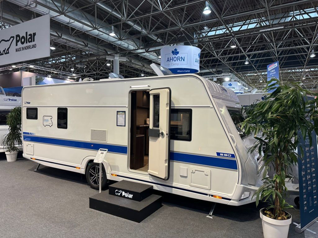 Polar Blueline 590 BFW WINTERFEST MODELL 2025 - Причіп дача: фото 1 Polar Blueline 590 BFW WINTERFEST MODELL 2025 - Причіп дача: фото 1