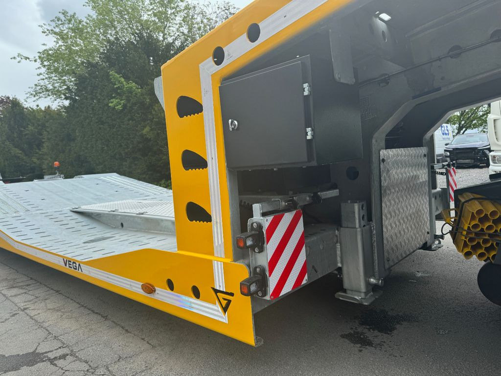 Vega Arla ZINK+LUFT+LED+Winde Vega Arla ZINK+LUFT+LED+Winde - Автовоз напівпричіп: фото 5 Vega Arla ZINK+LUFT+LED+Winde Vega Arla ZINK+LUFT+LED+Winde - Автовоз напівпричіп: фото 5