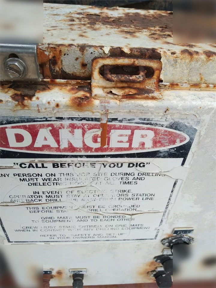 2000 AMERICAN AUGERS DD140B - Установка для горизонтального буріння: фото 5 2000 AMERICAN AUGERS DD140B - Установка для горизонтального буріння: фото 5