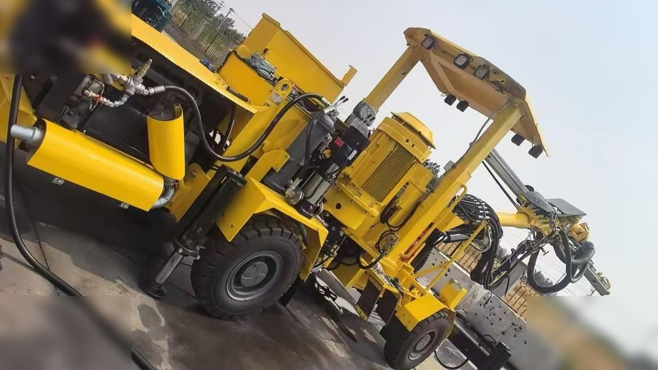 2014 ATLAS COPCO BOOMER 281 - Установка для горизонтального буріння: фото 1 2014 ATLAS COPCO BOOMER 281 - Установка для горизонтального буріння: фото 1