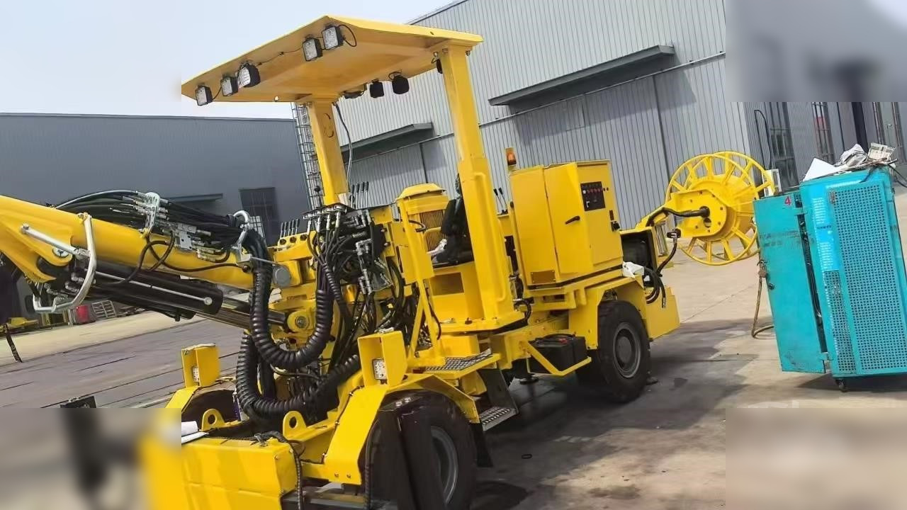 2014 ATLAS COPCO BOOMER 281 - Установка для горизонтального буріння: фото 3 2014 ATLAS COPCO BOOMER 281 - Установка для горизонтального буріння: фото 3