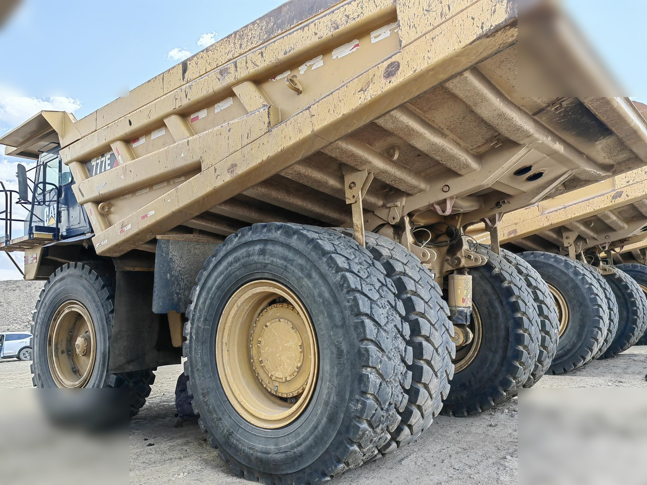 2018 CATERPILLAR 777E - Кар'єрний самоскид: фото 2 2018 CATERPILLAR 777E - Кар'єрний самоскид: фото 2