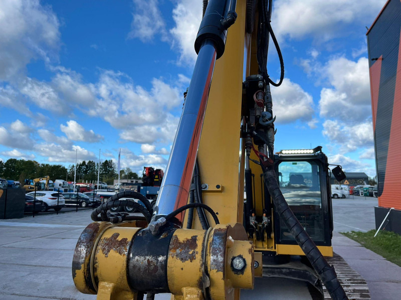 Гусеничний екскаватор Caterpillar 310-07 + 2 BUCKETS / ROTOTILT / AC / CENTRAL LUBRICATION: фото 11 Гусеничний екскаватор Caterpillar 310-07 + 2 BUCKETS / ROTOTILT / AC / CENTRAL LUBRICATION: фото 11