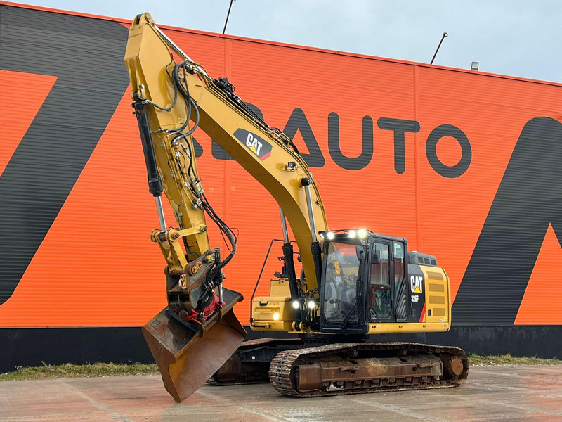 Caterpillar 326 FL 3D / ROTOTILT / AC / CENTRAL LUBRICATION / AUXILIARY HEATER - Гусеничний екскаватор: фото 1 Caterpillar 326 FL 3D / ROTOTILT / AC / CENTRAL LUBRICATION / AUXILIARY HEATER - Гусеничний екскаватор: фото 1