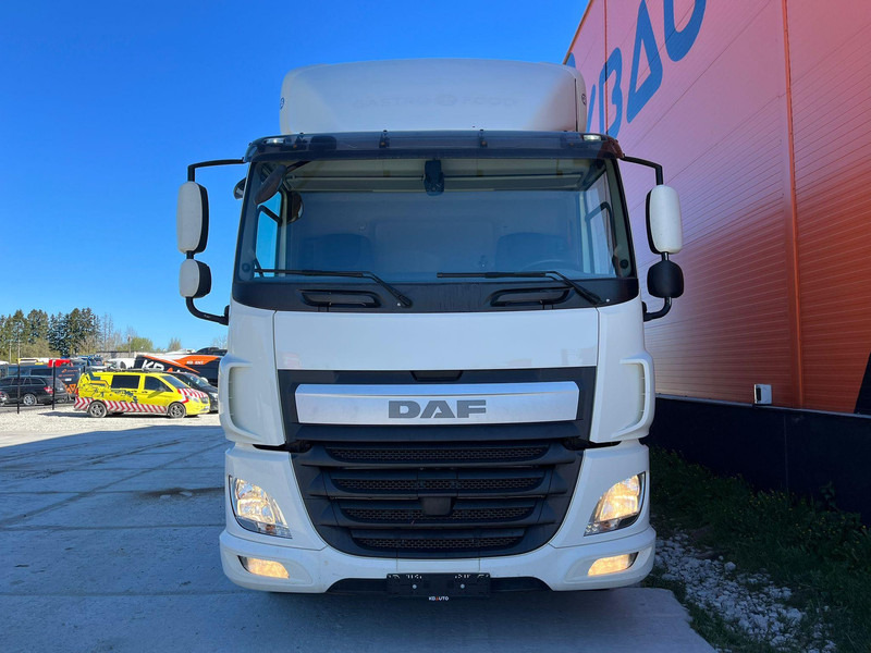 DAF CF 370 6x2 HULTSTEINS / BOX L=8744 mm - Рефрижератор вантажівка: фото 3 DAF CF 370 6x2 HULTSTEINS / BOX L=8744 mm - Рефрижератор вантажівка: фото 3