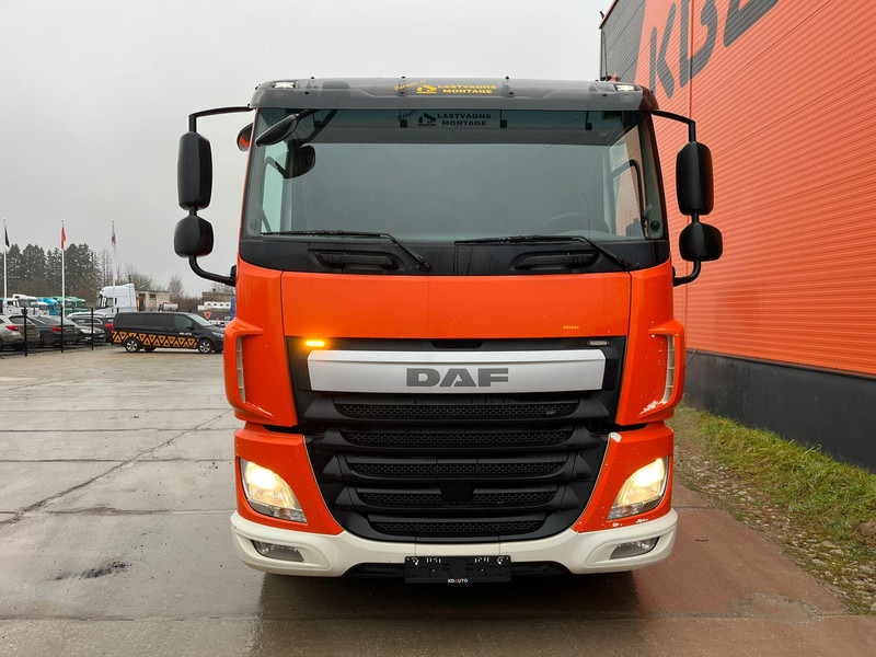 DAF CF 510 8x2/6 HIAB 24 ton / L=5800 mm - Гаковий мультиліфт вантажівка: фото 3 DAF CF 510 8x2/6 HIAB 24 ton / L=5800 mm - Гаковий мультиліфт вантажівка: фото 3