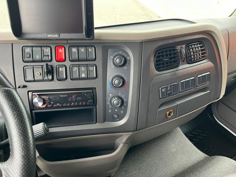 Вантажівка з закритим кузовом DAF LF 290 4x2 BOX L=7412 mm: фото 20