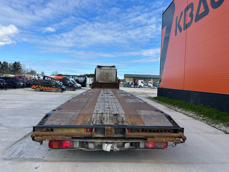 Fliegl SVS580T PLATFORM L=13211 mm - Низькорамна платформа напівпричіп: фото 4 Fliegl SVS580T PLATFORM L=13211 mm - Низькорамна платформа напівпричіп: фото 4