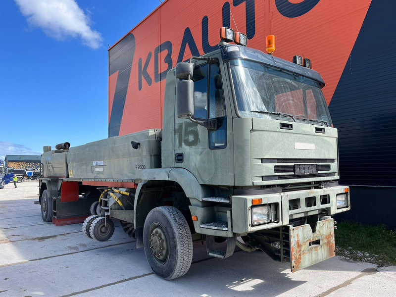 Iveco Fresia F 2000 4x4 SNOW PLOW / BROOM / BLOWER - Підмітально-прибиральна машина: фото 4 Iveco Fresia F 2000 4x4 SNOW PLOW / BROOM / BLOWER - Підмітально-прибиральна машина: фото 4