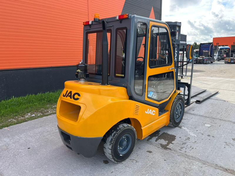 Jac CPCD 35 J RATED CAPACITY 3500 kg / LIFTING HEIGHT 4800 mm - Дизельний навантажувач: фото 5 Jac CPCD 35 J RATED CAPACITY 3500 kg / LIFTING HEIGHT 4800 mm - Дизельний навантажувач: фото 5