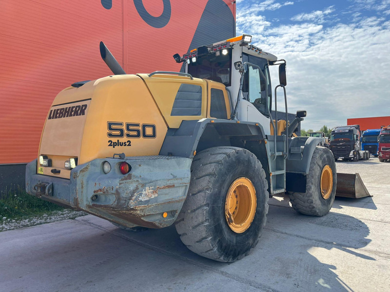 Liebherr L 550 4X4 AC / CENTRL LUBRICATION / SCALES - Колісний навантажувач: фото 5 Liebherr L 550 4X4 AC / CENTRL LUBRICATION / SCALES - Колісний навантажувач: фото 5