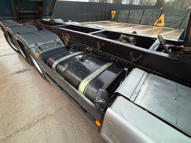 Самоскид вантажівка MAN TGX 35.480 8x4*4 BOX L=6900 mm: фото 15 Самоскид вантажівка MAN TGX 35.480 8x4*4 BOX L=6900 mm: фото 15