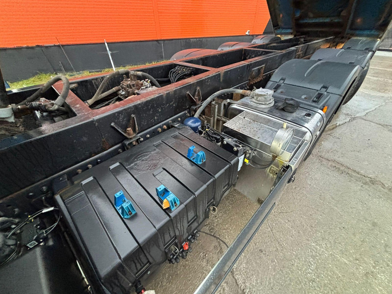 Самоскид вантажівка MAN TGX 35.480 8x4*4 BOX L=6900 mm: фото 14 Самоскид вантажівка MAN TGX 35.480 8x4*4 BOX L=6900 mm: фото 14