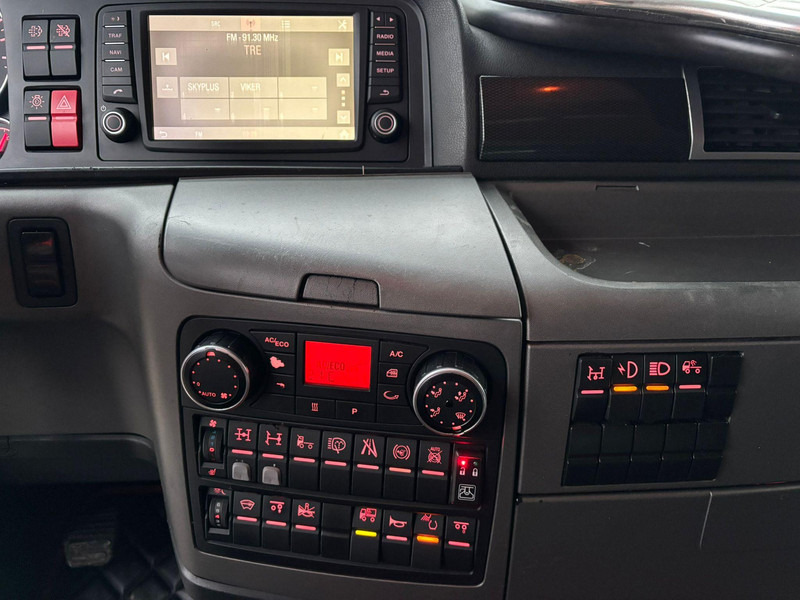 Самоскид вантажівка MAN TGX 35.480 8x4*4 BOX L=6900 mm: фото 20 Самоскид вантажівка MAN TGX 35.480 8x4*4 BOX L=6900 mm: фото 20