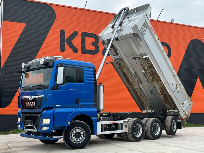 MAN TGX 35.640 8x4*4 INTARDER / BOX L=6010 mm - Самоскид вантажівка: фото 2 MAN TGX 35.640 8x4*4 INTARDER / BOX L=6010 mm - Самоскид вантажівка: фото 2