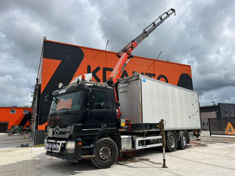 Mercedes-Benz Actros 2536 6x2*4 PK18002 / BOX L=6965 mm - Бортова вантажівка/ Платформа, Вантажівка з маніпулятором: фото 1 Mercedes-Benz Actros 2536 6x2*4 PK18002 / BOX L=6965 mm - Бортова вантажівка/ Платформа, Вантажівка з маніпулятором: фото 1
