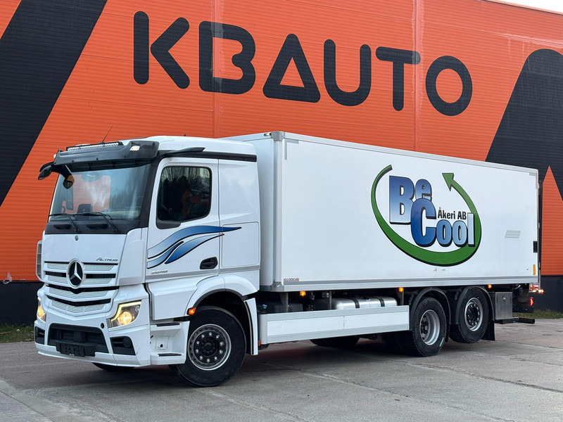 Mercedes-Benz Actros 2848 6x2*4 MITSUBISHI TU1250 MT / BOX L=7551 mm - Рефрижератор вантажівка: фото 1 Mercedes-Benz Actros 2848 6x2*4 MITSUBISHI TU1250 MT / BOX L=7551 mm - Рефрижератор вантажівка: фото 1