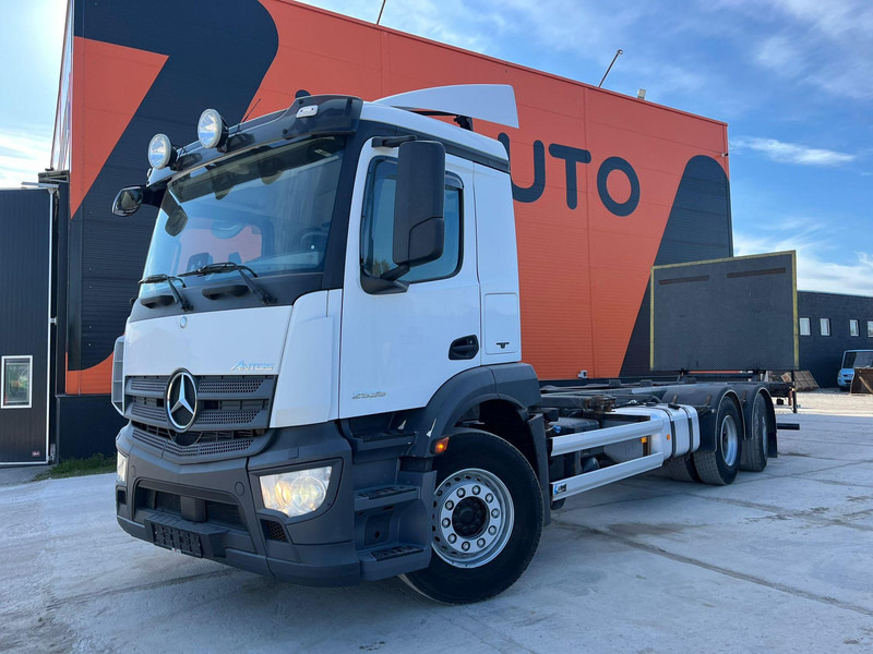 Mercedes-Benz Antos 2535 6x2*4 FOR SALE AS CHASSIS L=7788 mm - Вантажівка шасі: фото 2 Mercedes-Benz Antos 2535 6x2*4 FOR SALE AS CHASSIS L=7788 mm - Вантажівка шасі: фото 2