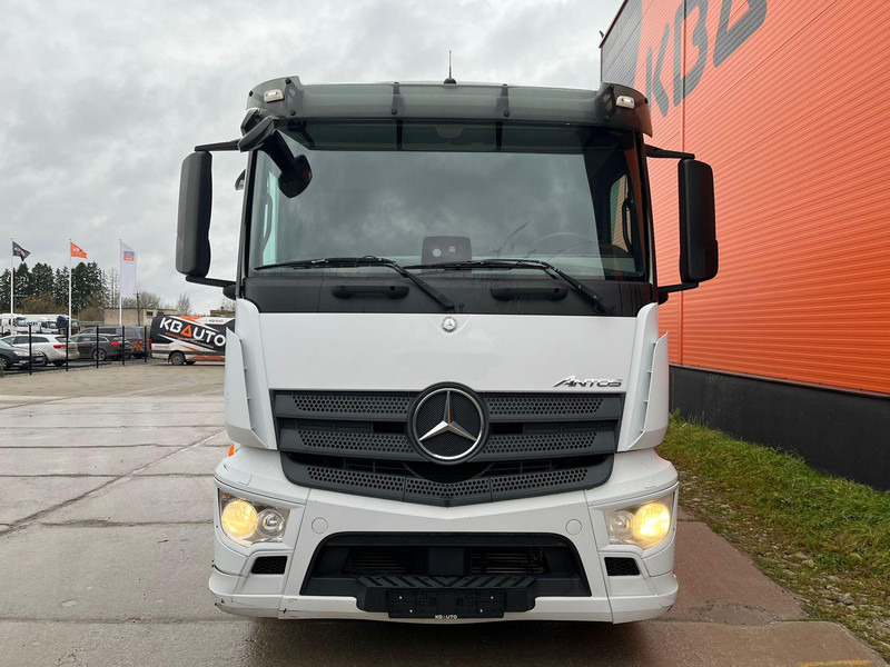 Mercedes-Benz Antos 2543 6x2*4 THERMOKING UT 800 / BOX L=7604 - Рефрижератор вантажівка: фото 2 Mercedes-Benz Antos 2543 6x2*4 THERMOKING UT 800 / BOX L=7604 - Рефрижератор вантажівка: фото 2