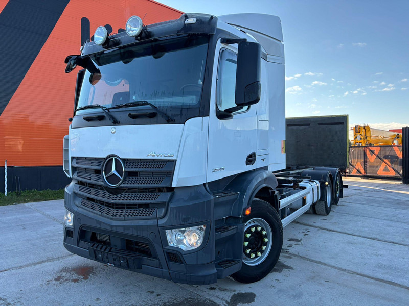 Mercedes-Benz Antos 2545 6x2 RETARDER / CHASSIS L=7812 mm - Вантажівка шасі: фото 2 Mercedes-Benz Antos 2545 6x2 RETARDER / CHASSIS L=7812 mm - Вантажівка шасі: фото 2