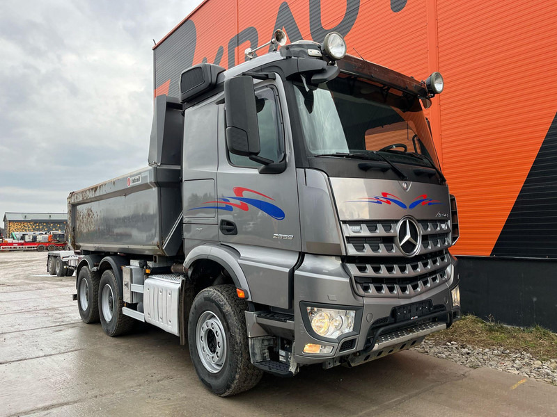 Mercedes-Benz Arocs 2658 6x4 COMBI / RETARDER / FULL STEEL / BOX L=4435 mm - Самоскид вантажівка: фото 4 Mercedes-Benz Arocs 2658 6x4 COMBI / RETARDER / FULL STEEL / BOX L=4435 mm - Самоскид вантажівка: фото 4
