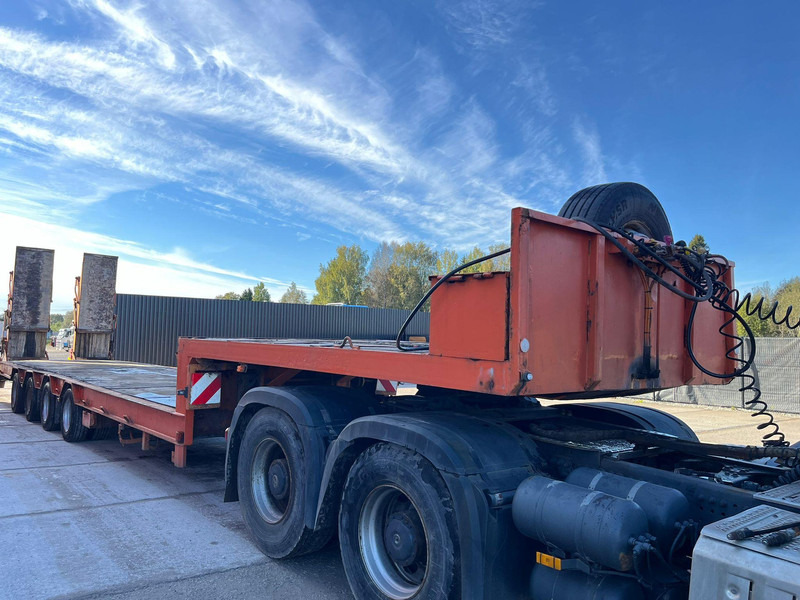 Müller-Mitteltal TS4 HYDRAULIC RAMPS / STEEL SUSPENSION / DRUM BRAKES / PLATFORM L=10790 mm - Низькорамна платформа напівпричіп: фото 2 Müller-Mitteltal TS4 HYDRAULIC RAMPS / STEEL SUSPENSION / DRUM BRAKES / PLATFORM L=10790 mm - Низькорамна платформа напівпричіп: фото 2