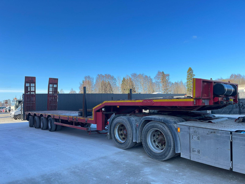 Nooteboom MCO-58-04V PLATFORM 9900 mm + 6100 + 6400 mm EXTENDABLE / LOADING HEIGHT 860 mm / ALL STEERED AXLES - Низькорамна платформа напівпричіп: фото 3 Nooteboom MCO-58-04V PLATFORM 9900 mm + 6100 + 6400 mm EXTENDABLE / LOADING HEIGHT 860 mm / ALL STEERED AXLES - Низькорамна платформа напівпричіп: фото 3