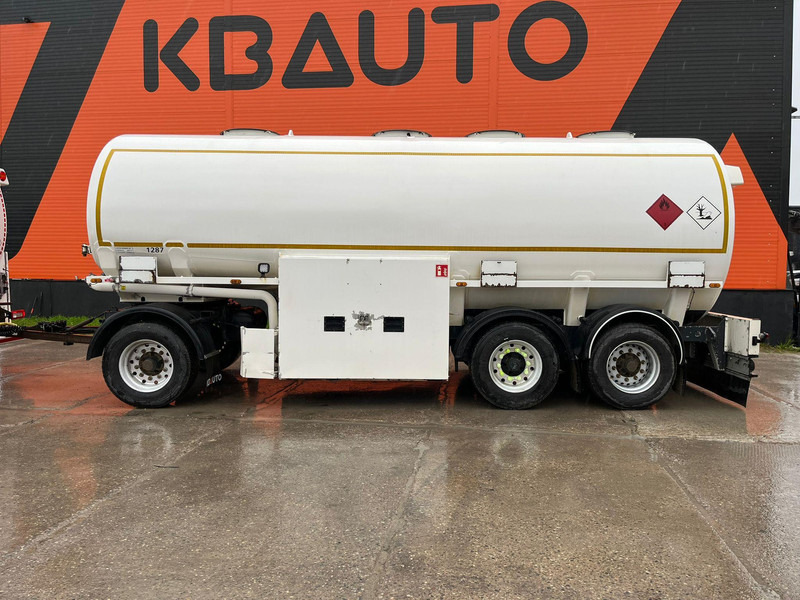 ROHR ANH-A-ZE 26 TOTAL CAPACITY 29900 I / 8250+6750+6850+8050 I - Причіп цистерна: фото 3 ROHR ANH-A-ZE 26 TOTAL CAPACITY 29900 I / 8250+6750+6850+8050 I - Причіп цистерна: фото 3