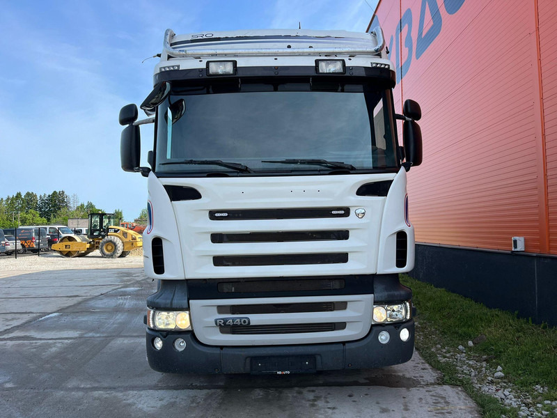 Scania R 440 6x2*4 FASSI F260XP / PLATFORM L=6760 mm - Бортова вантажівка/ Платформа, Вантажівка з маніпулятором: фото 3 Scania R 440 6x2*4 FASSI F260XP / PLATFORM L=6760 mm - Бортова вантажівка/ Платформа, Вантажівка з маніпулятором: фото 3