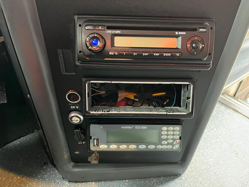 Приміський автобус Setra S 417 UL 6x2*4 AC / AUXILIARY HEATER / WHEELCHAIR LIFT: фото 14