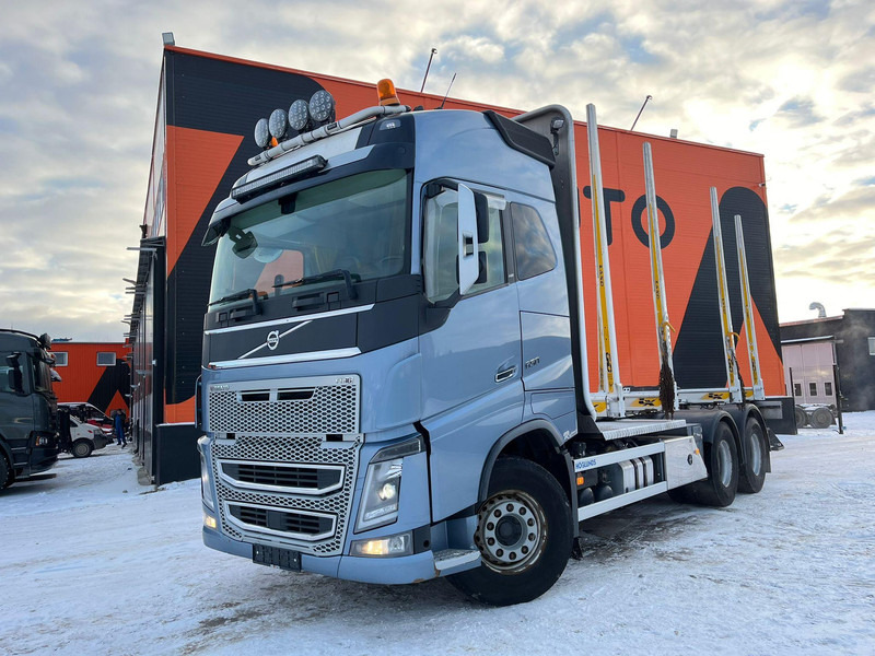 Volvo FH 16 650 6x4 TANDEM AXLE LIFT - Лісовоз, Вантажівка з маніпулятором: фото 2 Volvo FH 16 650 6x4 TANDEM AXLE LIFT - Лісовоз, Вантажівка з маніпулятором: фото 2