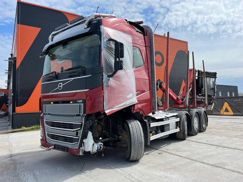 Volvo FH 16 750 8x4/4 DAMAGED ! - Лісовоз, Вантажівка з маніпулятором: фото 2 Volvo FH 16 750 8x4/4 DAMAGED ! - Лісовоз, Вантажівка з маніпулятором: фото 2