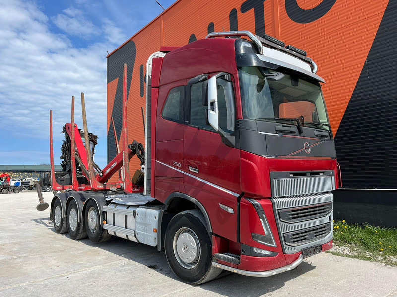 Volvo FH 16 750 8x4/4 DAMAGED ! - Лісовоз, Вантажівка з маніпулятором: фото 4 Volvo FH 16 750 8x4/4 DAMAGED ! - Лісовоз, Вантажівка з маніпулятором: фото 4