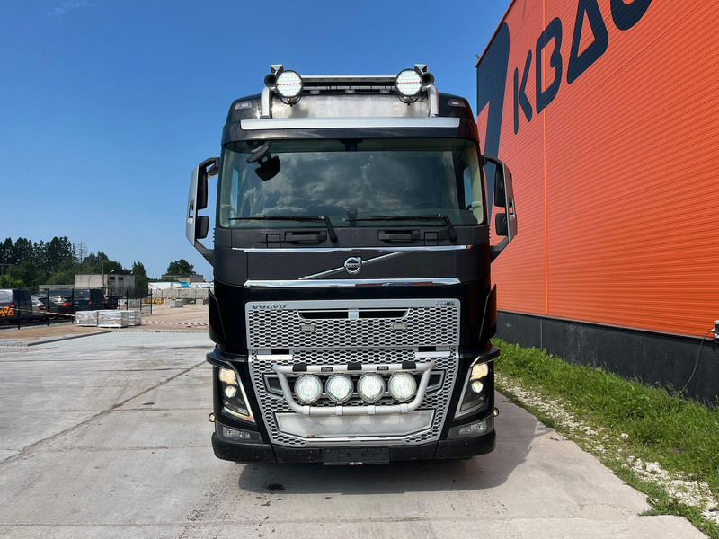 Volvo FH 16 750 8x4 HMF2620K-5 / WINCH / PLATFORM L=7100 mm - Бортова вантажівка/ Платформа, Вантажівка з маніпулятором: фото 3 Volvo FH 16 750 8x4 HMF2620K-5 / WINCH / PLATFORM L=7100 mm - Бортова вантажівка/ Платформа, Вантажівка з маніпулятором: фото 3