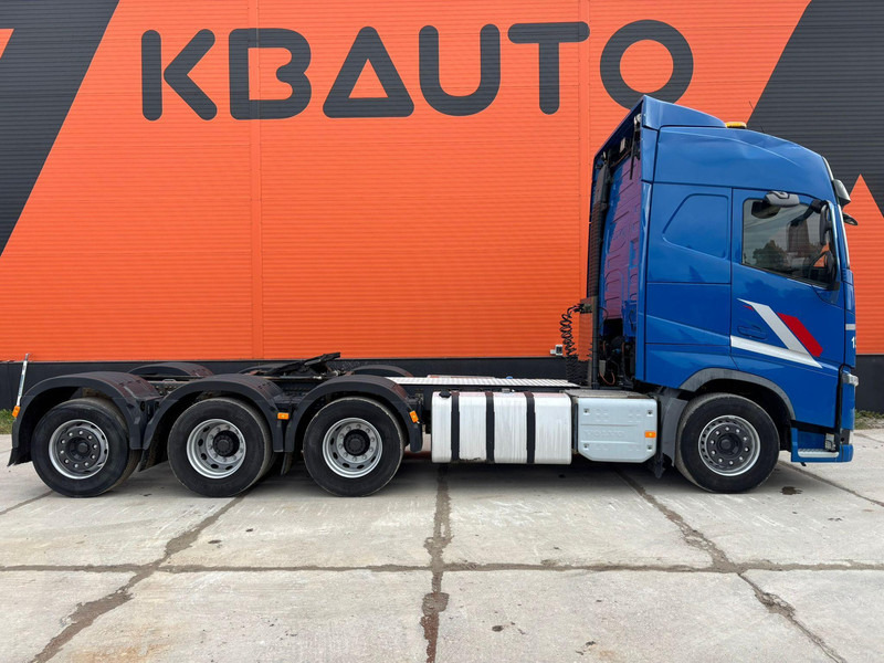 Volvo FH 500 8x4*4 FOR SALE AS CHASSIS / GCW 70 ton / PTO / CHASSIS L=6420 mm - Вантажівка шасі: фото 5 Volvo FH 500 8x4*4 FOR SALE AS CHASSIS / GCW 70 ton / PTO / CHASSIS L=6420 mm - Вантажівка шасі: фото 5