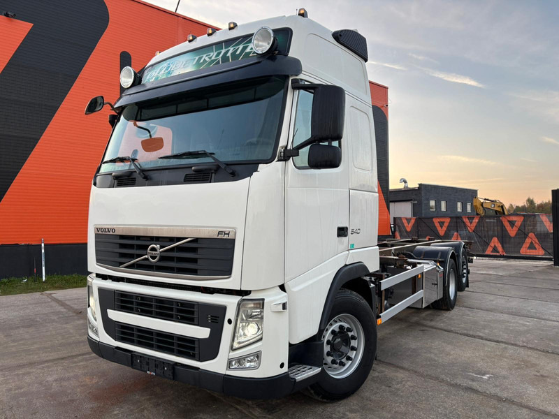 Volvo FH 540 6x2 LOW CHECKED MILEAGE ! / RETARDER / CHASSIS L=6975 mm - Вантажівка шасі: фото 2 Volvo FH 540 6x2 LOW CHECKED MILEAGE ! / RETARDER / CHASSIS L=6975 mm - Вантажівка шасі: фото 2