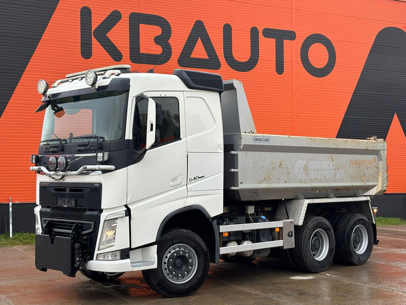 Volvo FH 540 6x4 RETARDER / TANDEM AXLE LIFT / SNOWPLOW EQUIPMENT / BOX L = 4473 mm - Самоскид вантажівка: фото 1 Volvo FH 540 6x4 RETARDER / TANDEM AXLE LIFT / SNOWPLOW EQUIPMENT / BOX L = 4473 mm - Самоскид вантажівка: фото 1