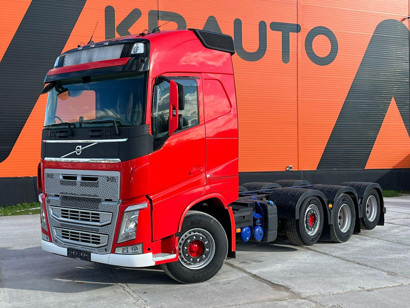 Volvo FH 540 8x2/4 RETARDER / CHASSIS L=5606 mm - Вантажівка шасі: фото 1 Volvo FH 540 8x2/4 RETARDER / CHASSIS L=5606 mm - Вантажівка шасі: фото 1