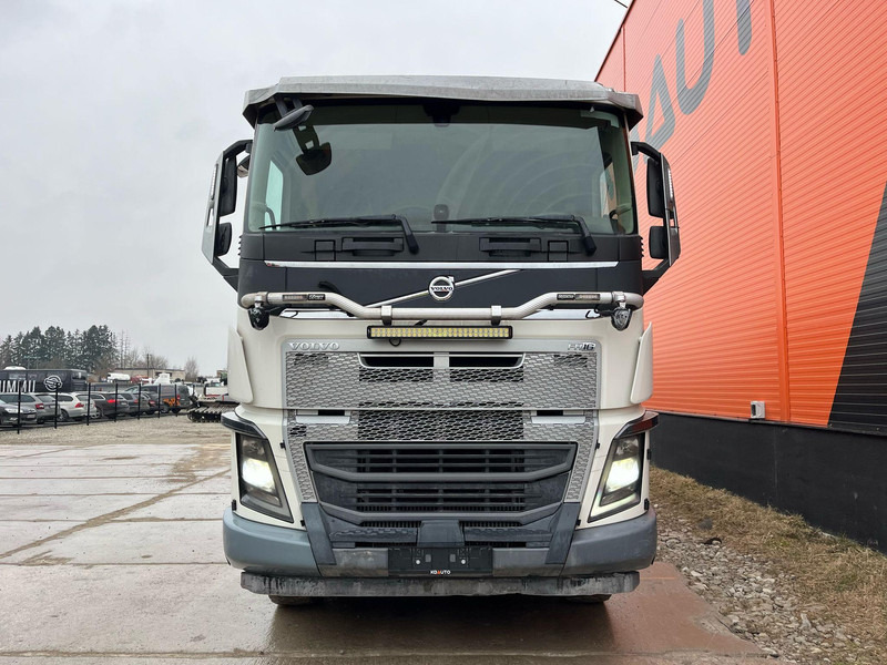 Volvo FH 750 10x4 ADR / RETARDER / FULL STEEL / BOX L=7089 mm - Самоскид вантажівка: фото 3 Volvo FH 750 10x4 ADR / RETARDER / FULL STEEL / BOX L=7089 mm - Самоскид вантажівка: фото 3