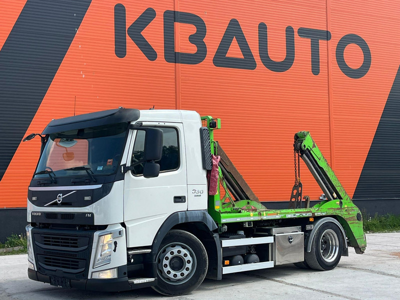 Volvo FM 330 4x2 JOAB TL 8 AO C - Скіповий навантажувач вантажівка: фото 1 Volvo FM 330 4x2 JOAB TL 8 AO C - Скіповий навантажувач вантажівка: фото 1