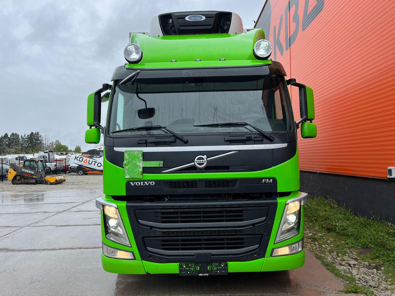 Volvo FM 370 6x2*4 SUPRA 850 / BOX L=7430 mm - Рефрижератор вантажівка: фото 3 Volvo FM 370 6x2*4 SUPRA 850 / BOX L=7430 mm - Рефрижератор вантажівка: фото 3