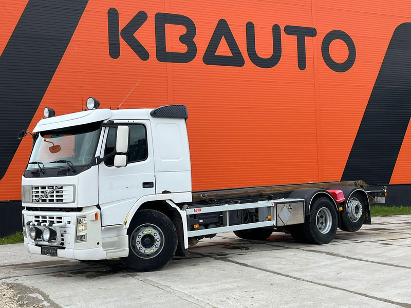 Volvo FM 410 6x2*4 HYDRAULICS / CHASSIS L=6875 mm - Вантажівка шасі: фото 1 Volvo FM 410 6x2*4 HYDRAULICS / CHASSIS L=6875 mm - Вантажівка шасі: фото 1